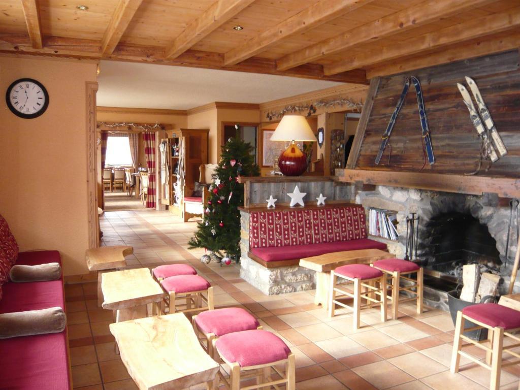 Le Caprice Des Neiges Otel Crest-Voland Dış mekan fotoğraf